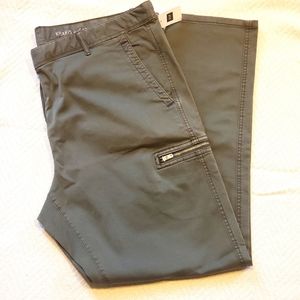 NWT {GAP} Super Skinny Cargo Khakis